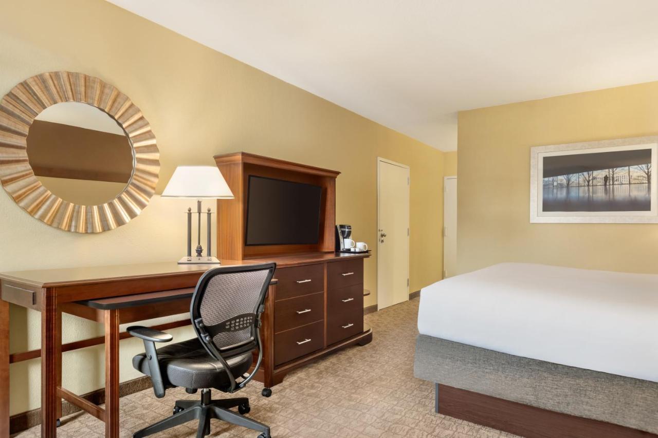 Crowne Plaza Crystal City-Washington, D.C. By Ihg Arlington Exterior photo